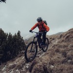 SUUNTO VERTICAL BLACK RUBY sportinis laikrodis